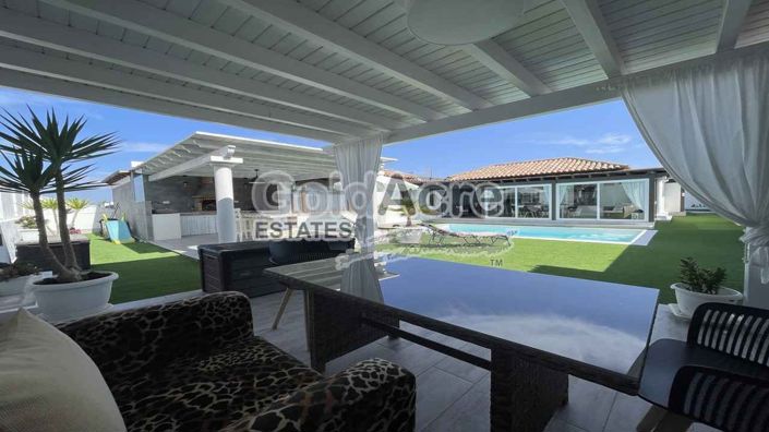 Image No.18-4 Bed Villa for sale