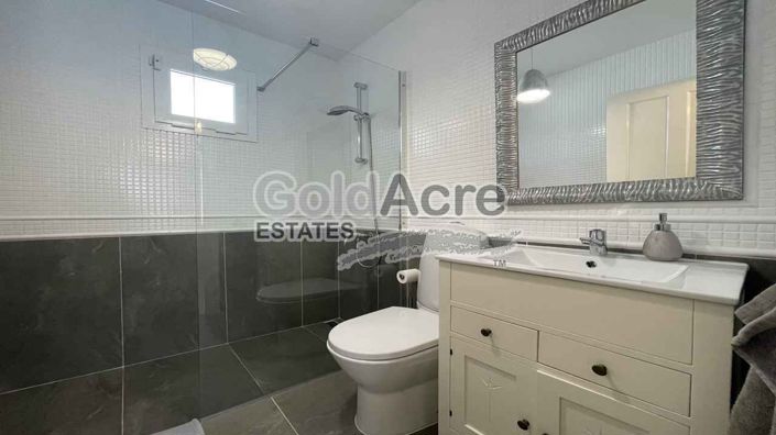 Image No.39-4 Bed Villa for sale