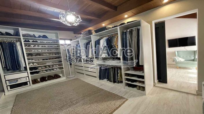 Image No.44-4 Bed Villa for sale