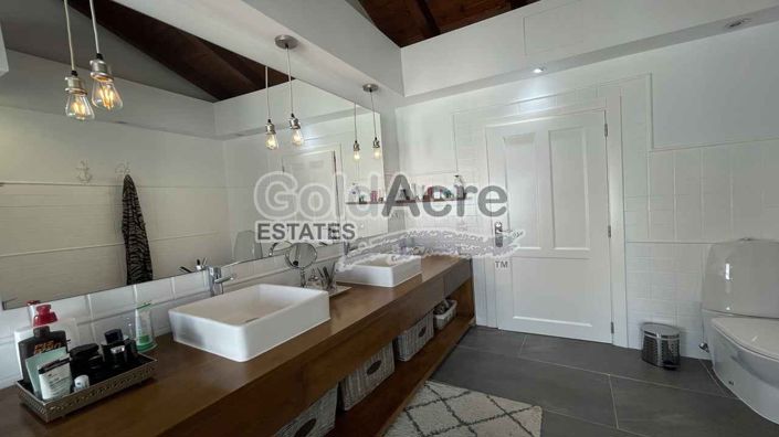 Image No.45-4 Bed Villa for sale