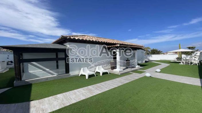 Image No.12-4 Bed Villa for sale