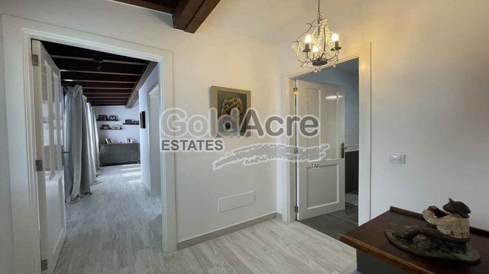 Image No.38-4 Bed Villa for sale