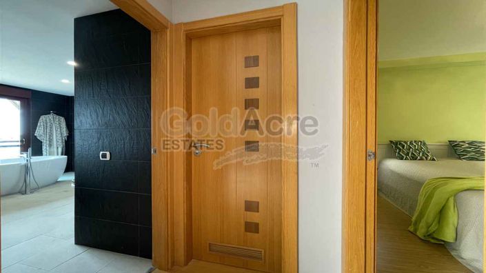 Image No.23-3 Bed Penthouse for sale