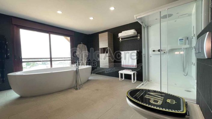 Image No.8-3 Bed Penthouse for sale