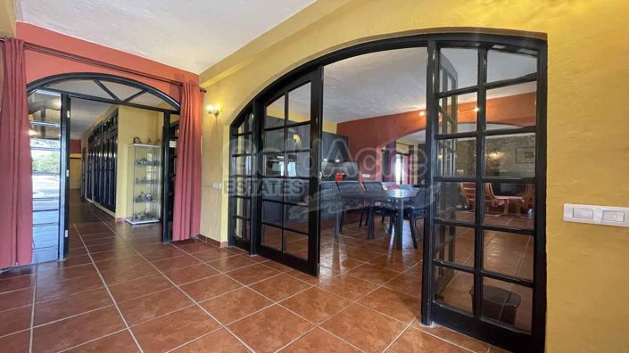 Image No.17-7 Bed Villa for sale