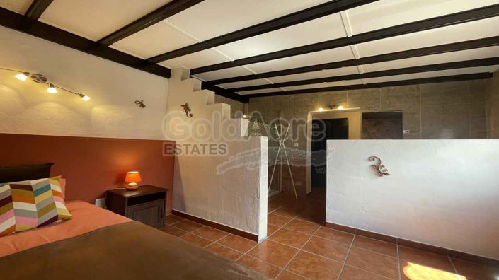 Image No.38-7 Bed Villa for sale