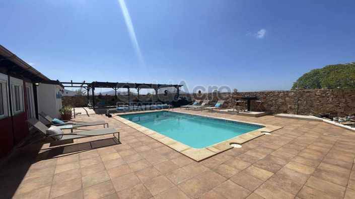 Image No.40-7 Bed Villa for sale