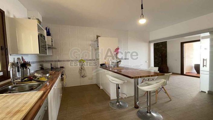 Image No.4-3 Bed Villa for sale