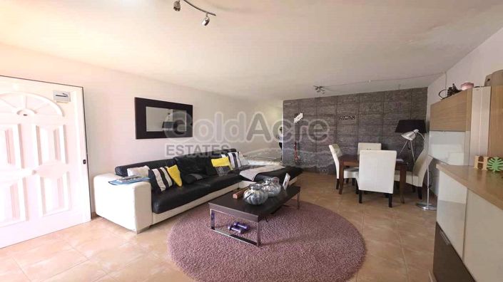 Image No.1-Duplex de 1 chambre à vendre à Costa De Antigua