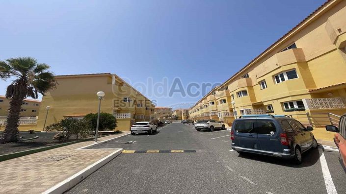 Image No.10-3 Bed Property for sale