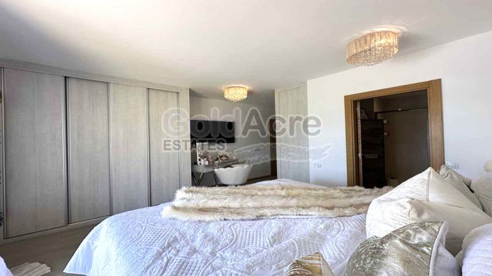 Image No.27-3 Bed Villa for sale