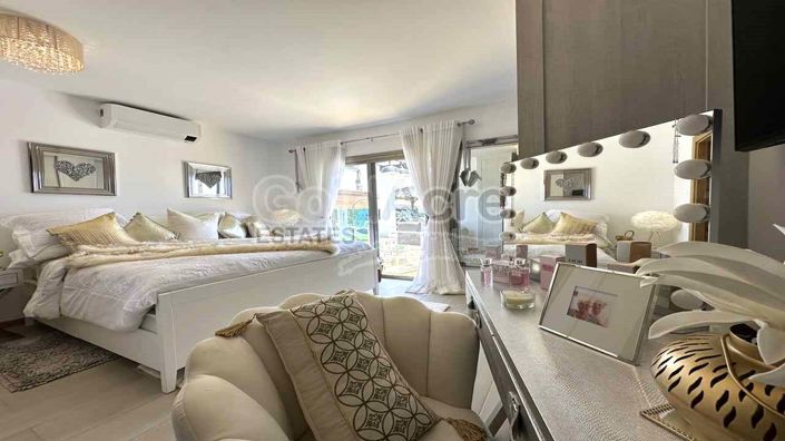 Image No.7-3 Bed Villa for sale