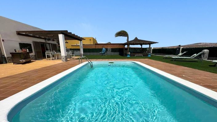 Image No.24-3 Bed Villa for sale