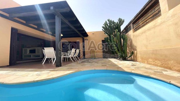 Image No.17-3 Bed Villa for sale