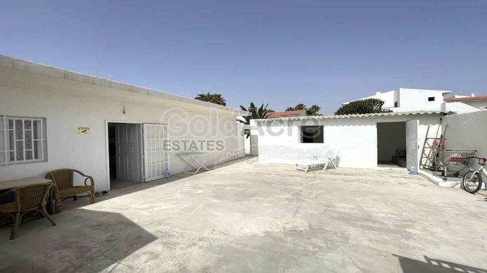 Image No.9-2 Bed Villa for sale