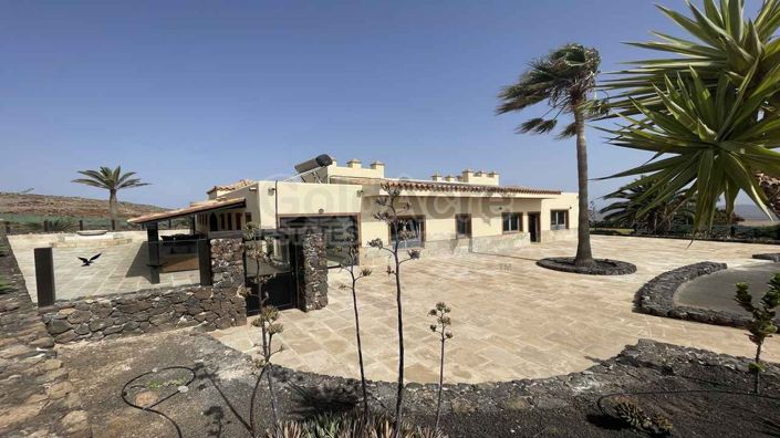 Image No.13-4 Bed Villa for sale