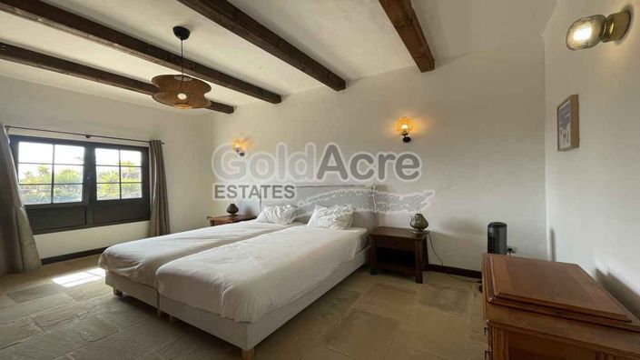 Image No.40-4 Bed Villa for sale