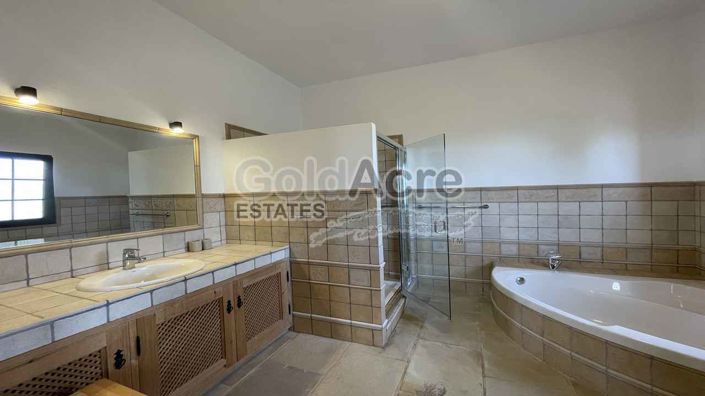 Image No.44-4 Bed Villa for sale