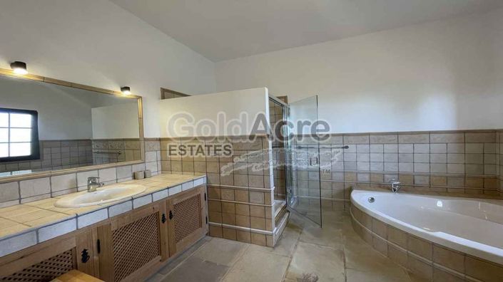 Image No.45-4 Bed Villa for sale