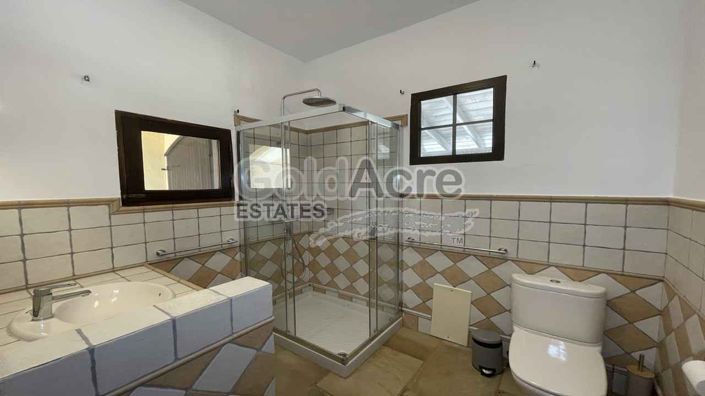 Image No.54-4 Bed Villa for sale