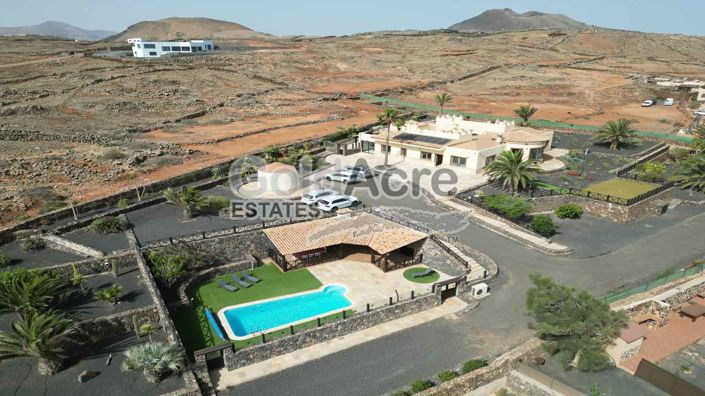 Image No.62-4 Bed Villa for sale