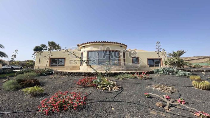 Image No.10-4 Bed Villa for sale