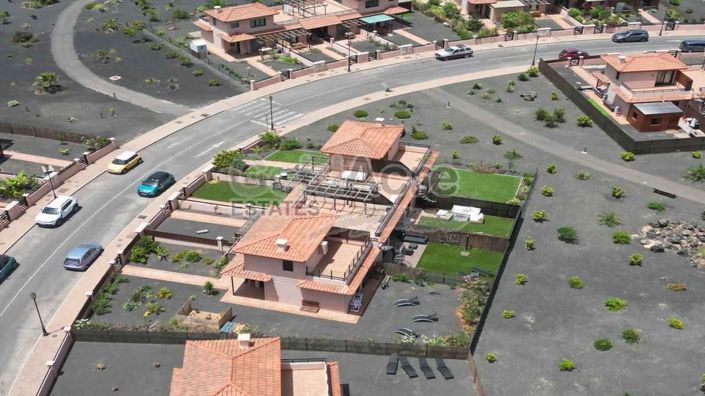 Image No.21-2 Bed Villa for sale