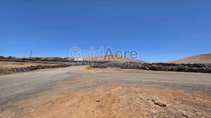 Image No.4-Terre à vendre à La Oliva