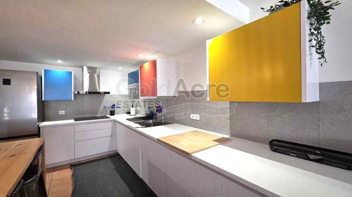 Image No.10-3 Bed Apartment for sale