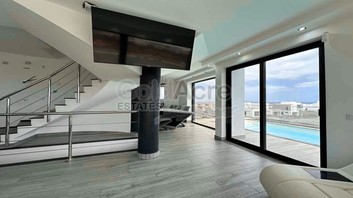 Image No.22-4 Bed Property for sale