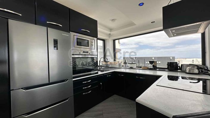 Image No.25-4 Bed Property for sale