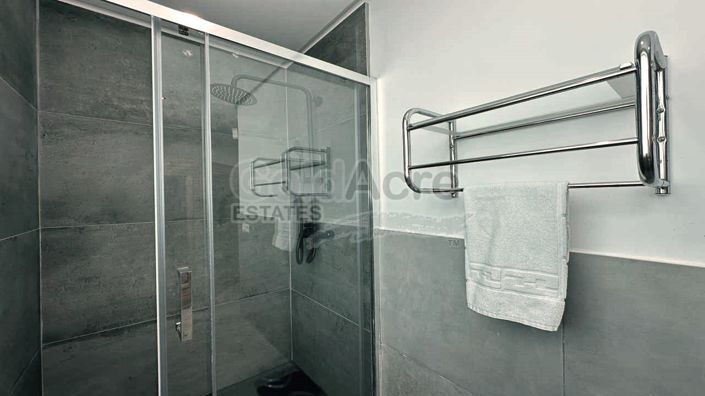 Image No.37-4 Bed Property for sale