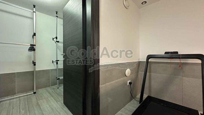 Image No.41-4 Bed Property for sale