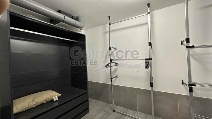 Image No.43-4 Bed Property for sale