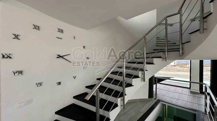 Image No.49-4 Bed Villa for sale