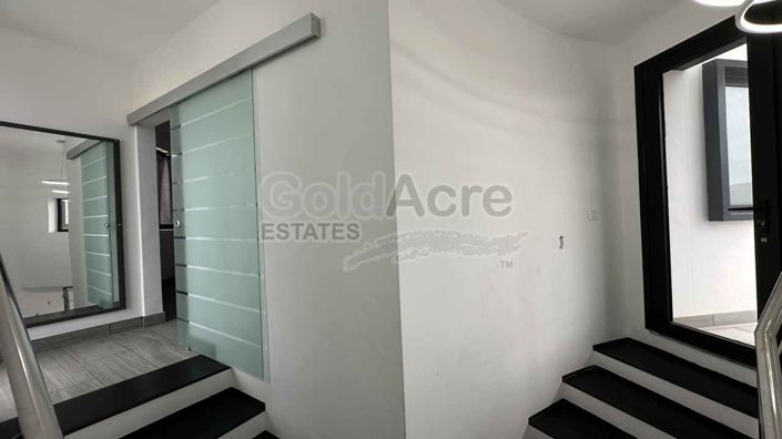 Image No.57-4 Bed Villa for sale