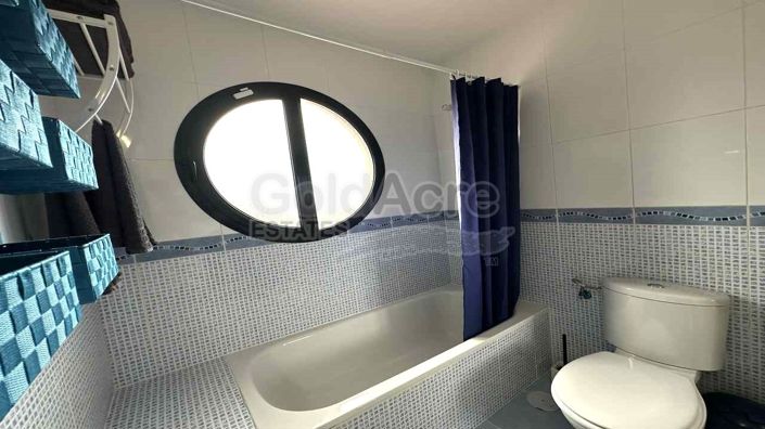 Image No.39-3 Bed Villa for sale