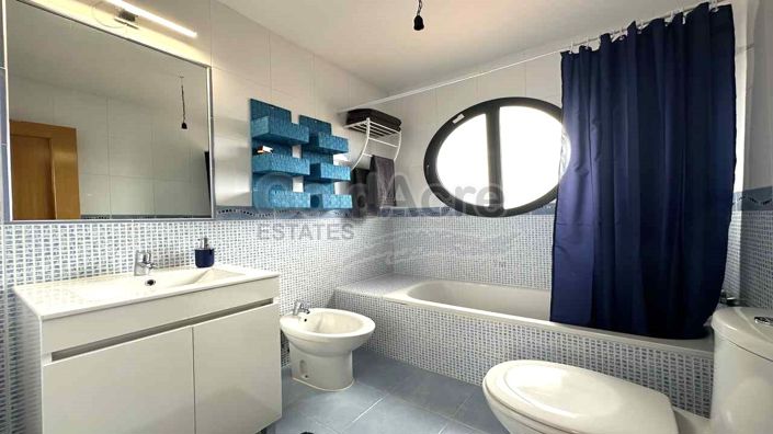 Image No.6-3 Bed Villa for sale