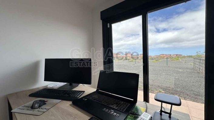 Image No.35-3 Bed Villa for sale