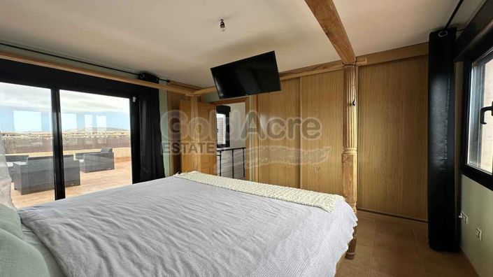 Image No.43-3 Bed Villa for sale