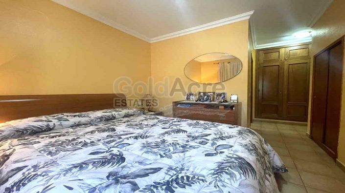 Image No.33-2 Bed Villa for sale