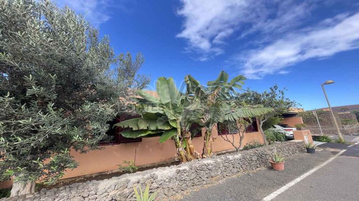 Image No.10-2 Bed Villa for sale