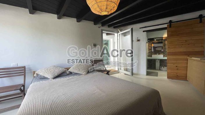 Image No.8-2 Bed Villa for sale