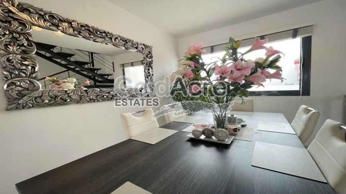 Image No.18-3 Bed Villa for sale