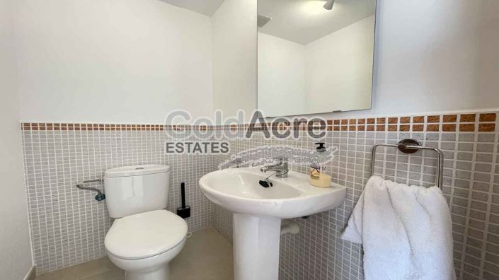 Image No.24-3 Bed Villa for sale