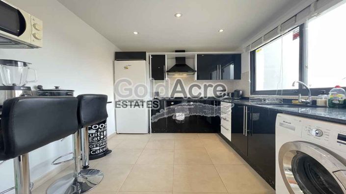 Image No.5-3 Bed Villa for sale