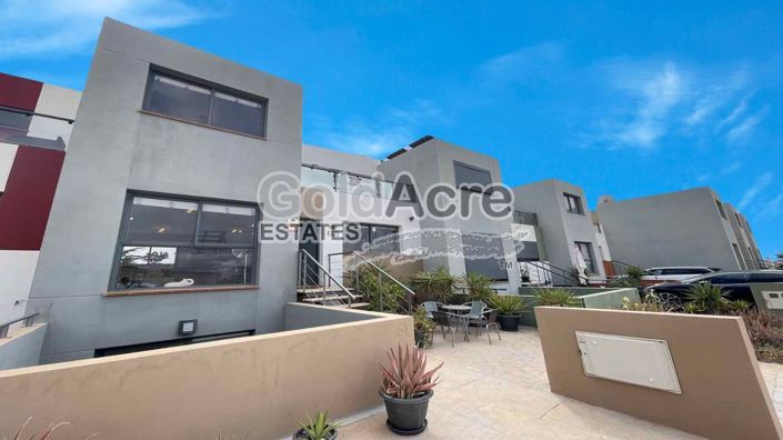 Image No.9-3 Bed Villa for sale