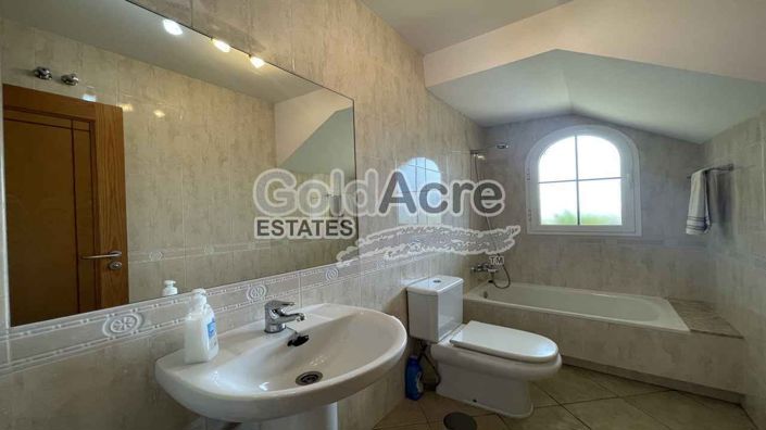 Image No.49-3 Bed Villa for sale