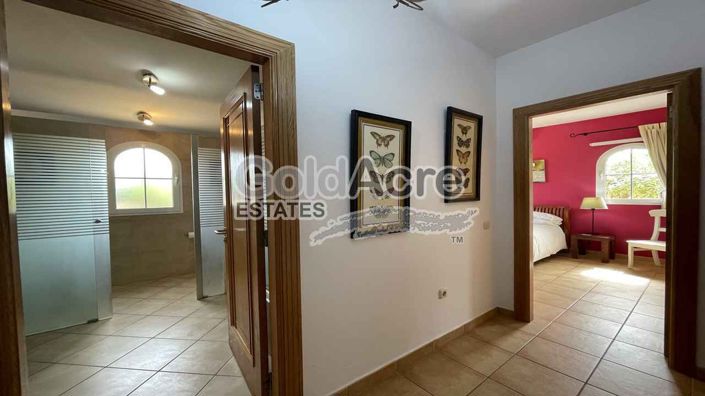 Image No.55-3 Bed Villa for sale