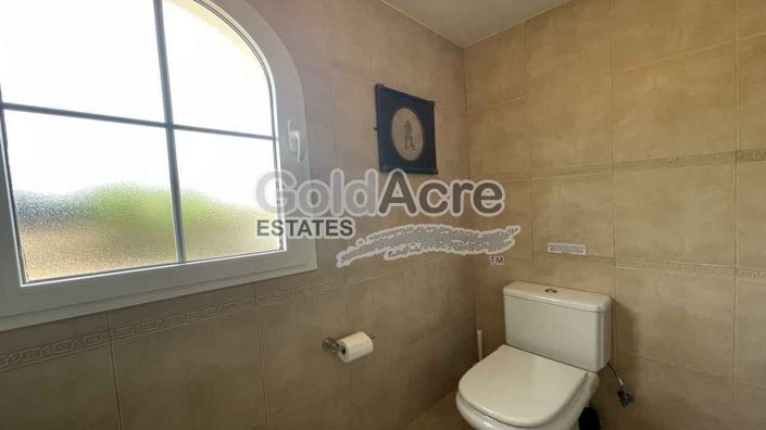 Image No.58-3 Bed Villa for sale